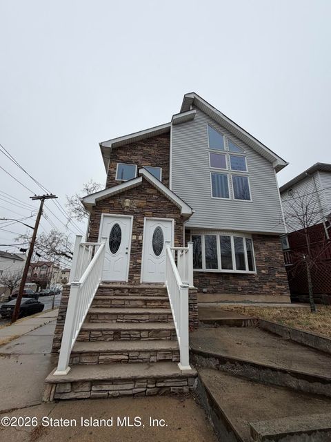 Photo of 47 Rockwell Avenue #1, Staten Island, NY 10305 (MLS # 2600455)