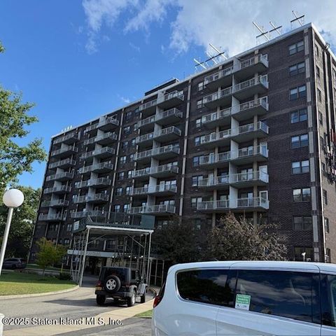 Photo of 1100 Clove Road #7f, Staten Island, NY 10301 (MLS # 2505096)