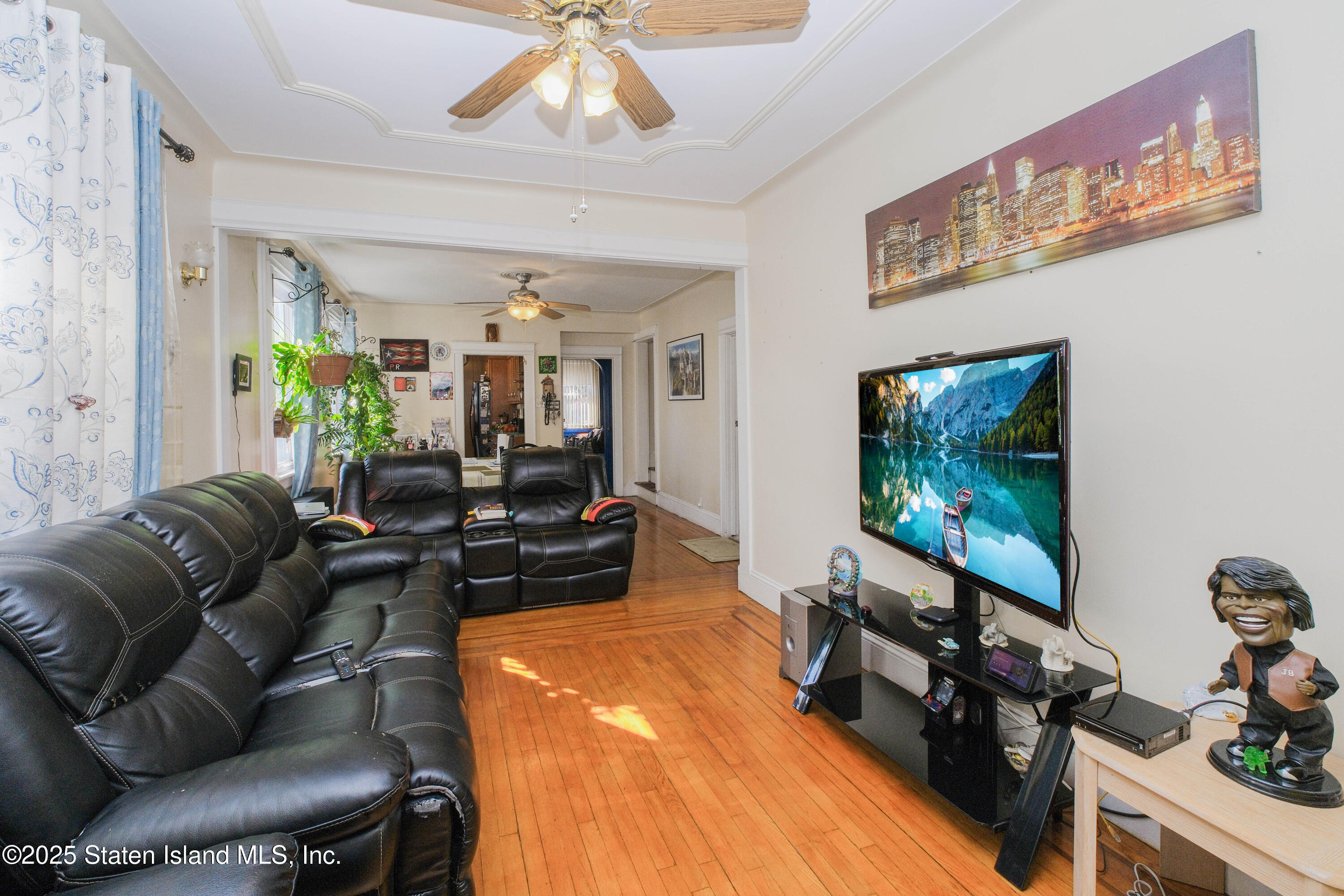 142 Dehart Avenue, Staten Island, New York image 8