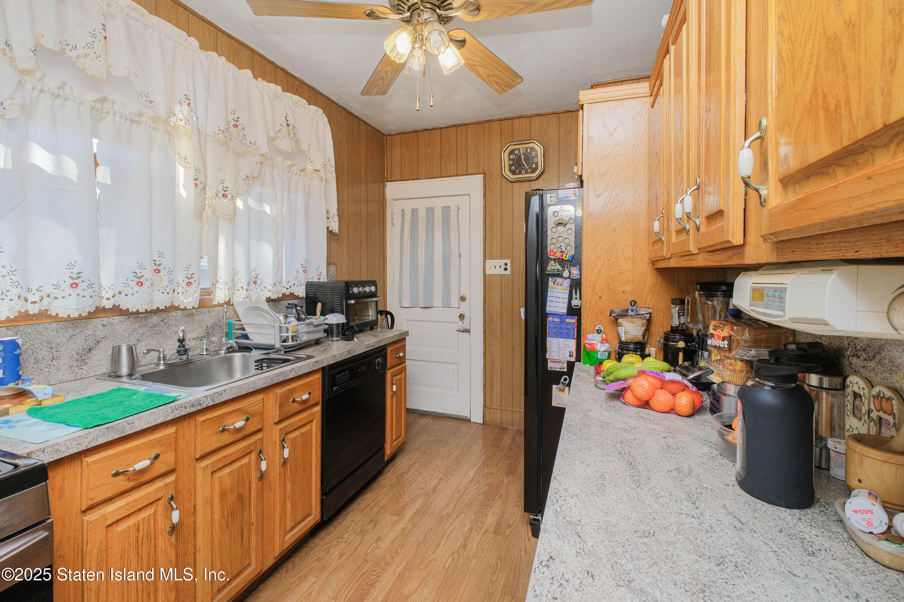 142 Dehart Avenue, Staten Island, New York image 18
