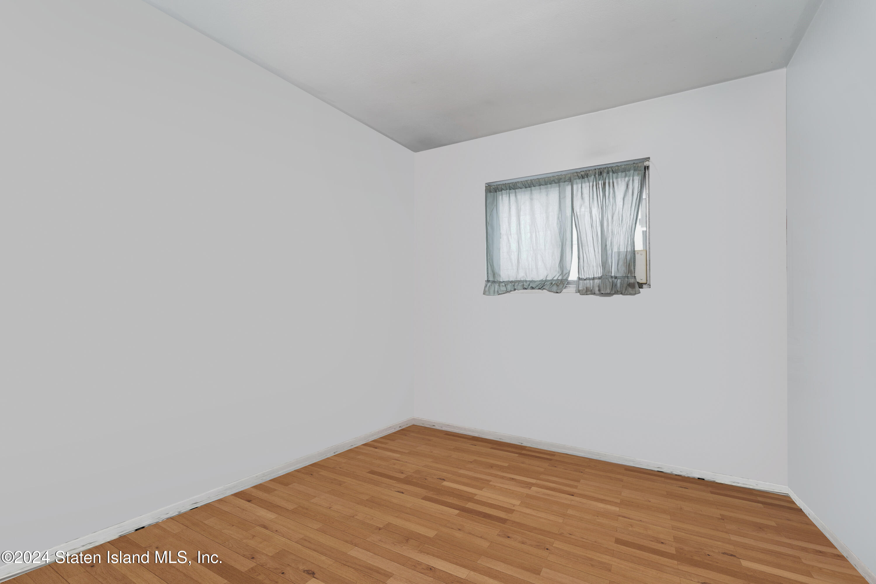 729 Westwood Avenue, Staten Island, New York image 16