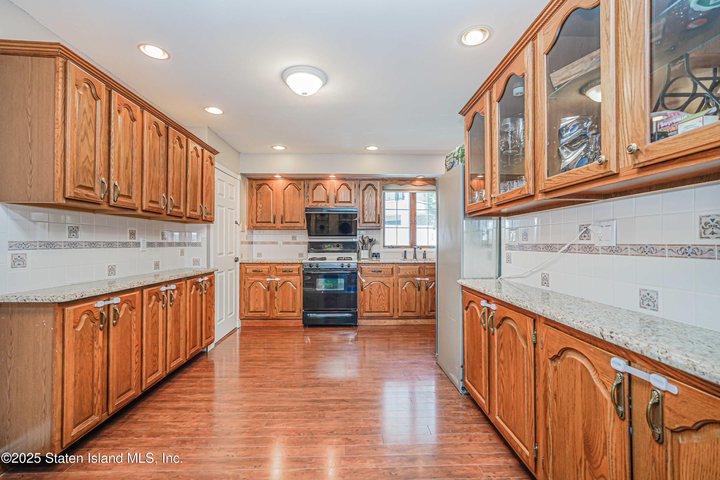 39 Morton Street, Staten Island, New York image 6