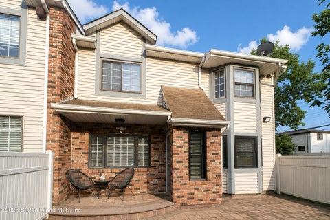 Condo For Sale - 7 Shirra Avenue #A<br/> Richmond County, Staten Island, NY 10314