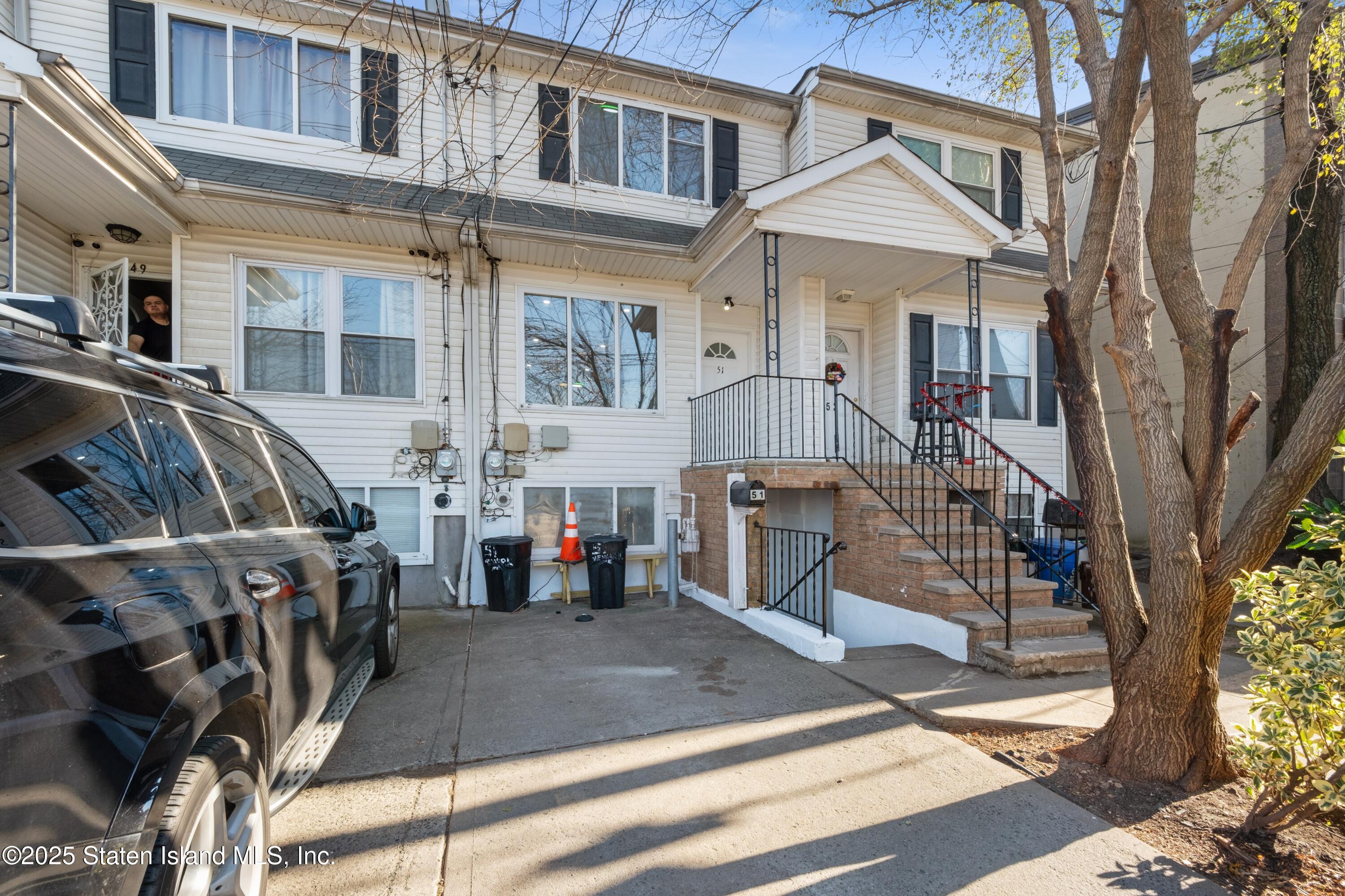 51 Newark Avenue, Staten Island, New York image 1