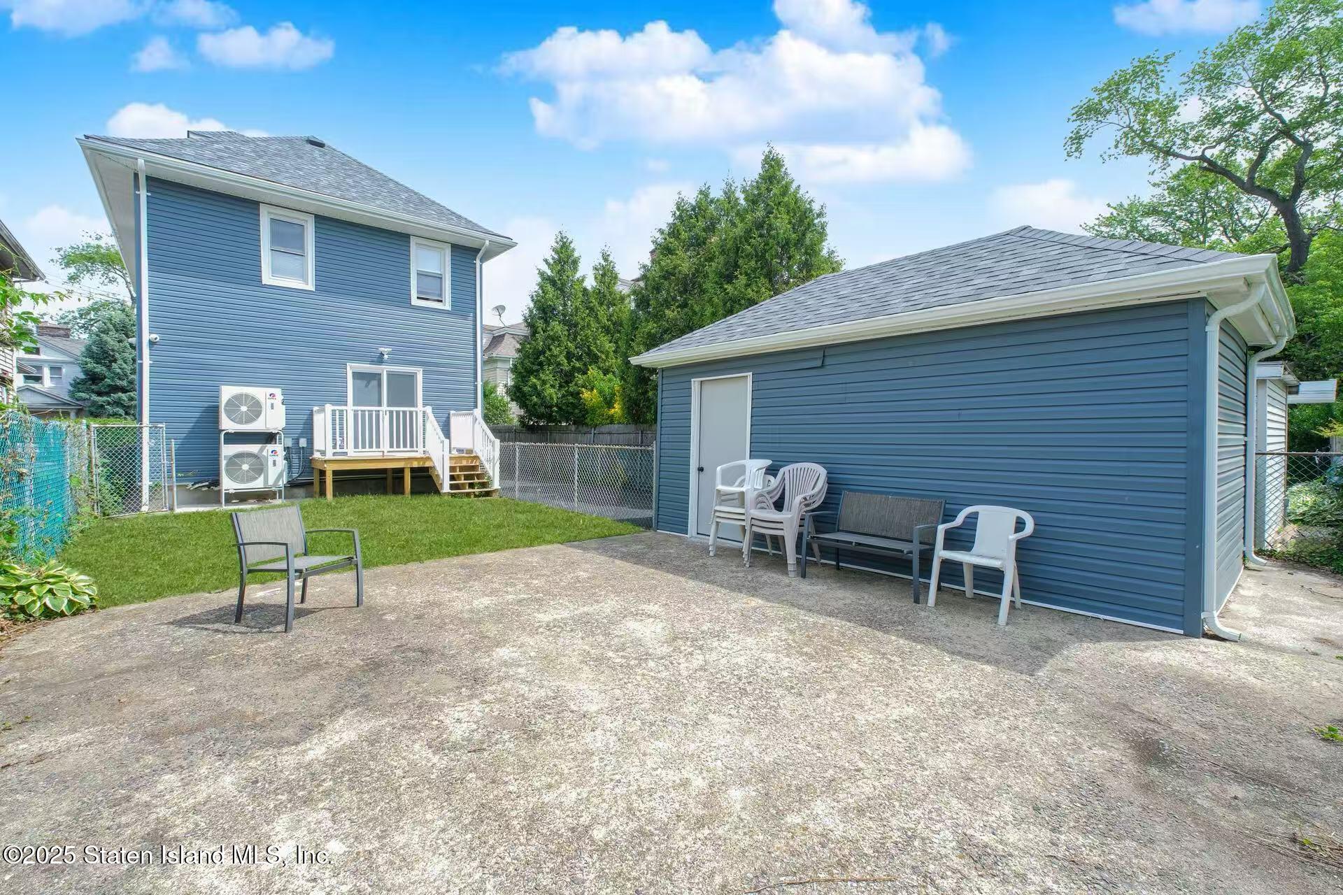 12 Livingston Court, Staten Island, New York image 5