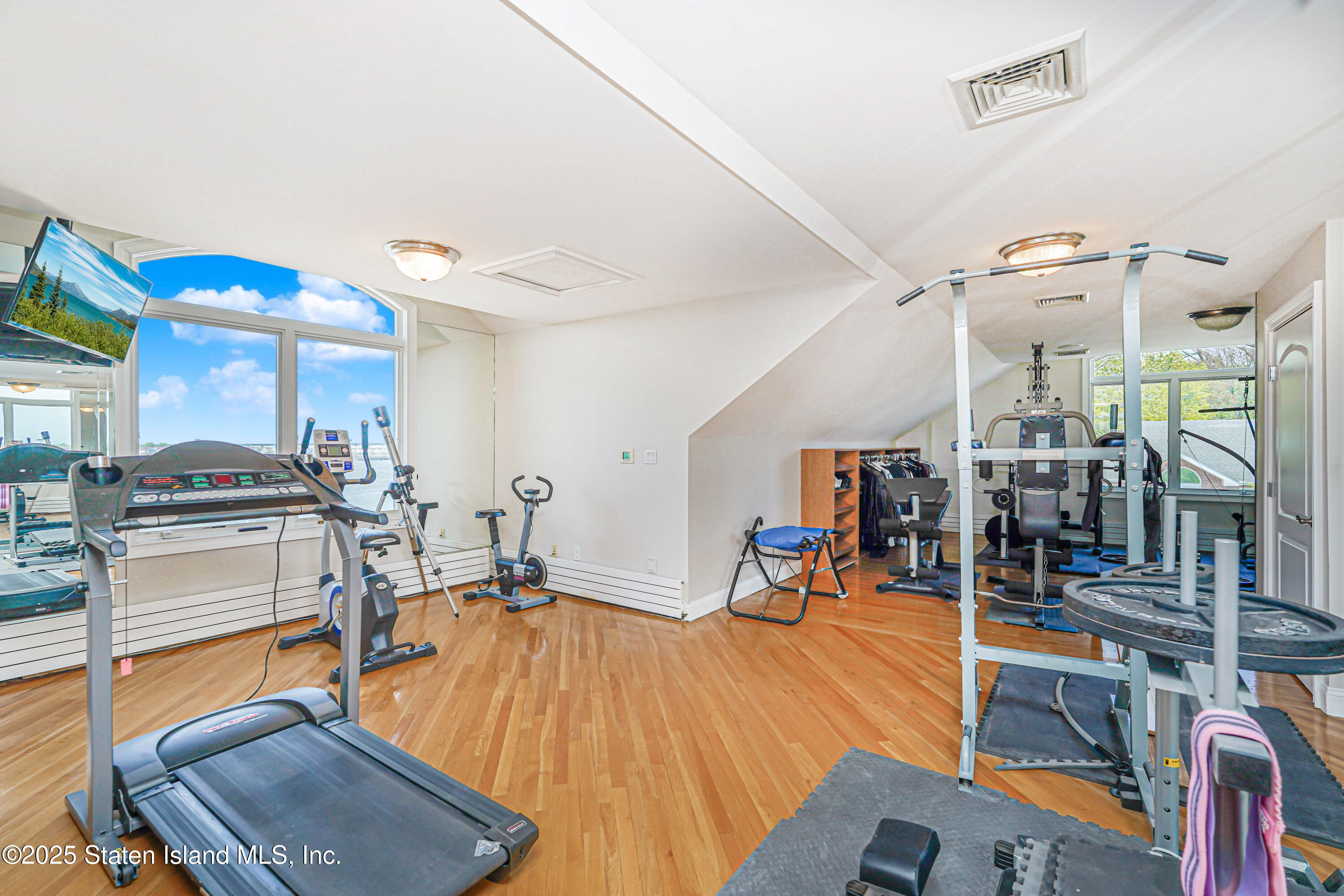 30 Aviva Court, Staten Island, New York image 46