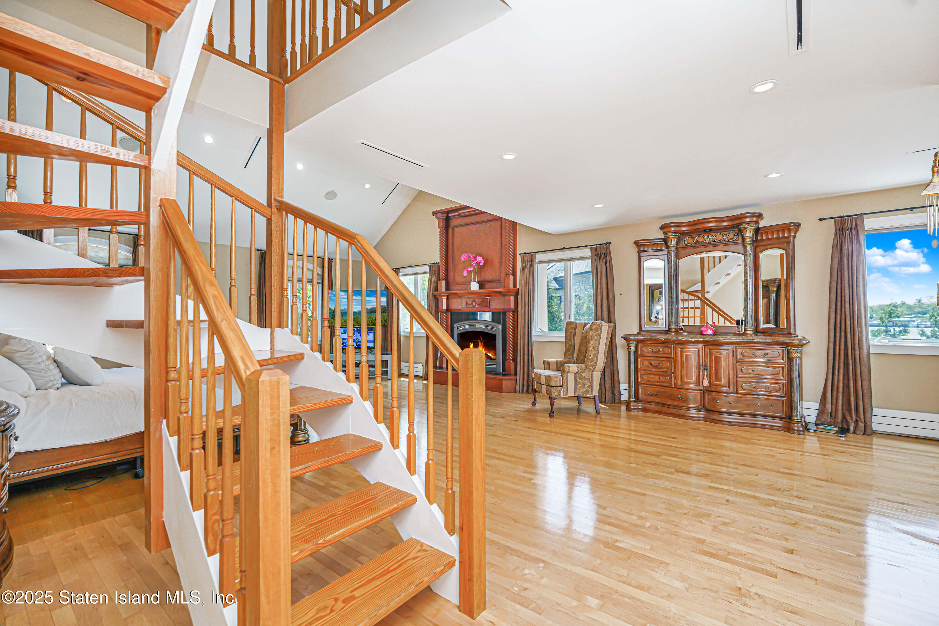 30 Aviva Court, Staten Island, New York image 45
