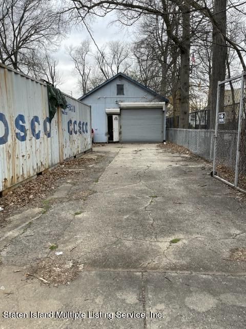 Photo of 135 Clifton Avenue, Staten Island, NY 10305 (MLS # 1161912)