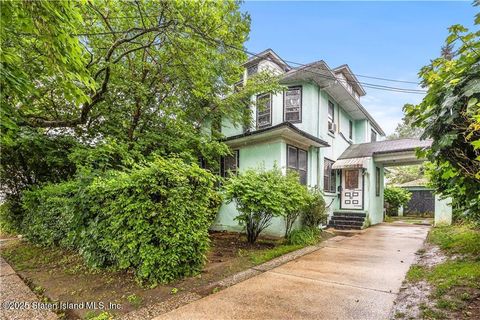 Photo of 58 Vanderbilt Avenue, Staten Island, NY 10304 (MLS # 2503577)