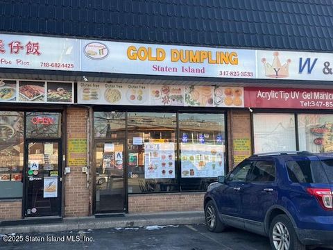 Photo of 1970 Victory Boulevard #6, Staten Island, NY 10314 (MLS # 2406960)