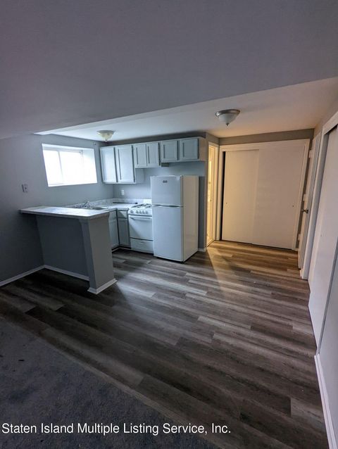 Photo of 35 Langere Place #J, Staten Island, NY 10305 (MLS # 1158616)