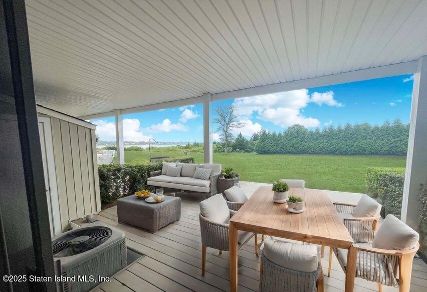 61 W Tiana Road, Hampton Bays, New York image 11