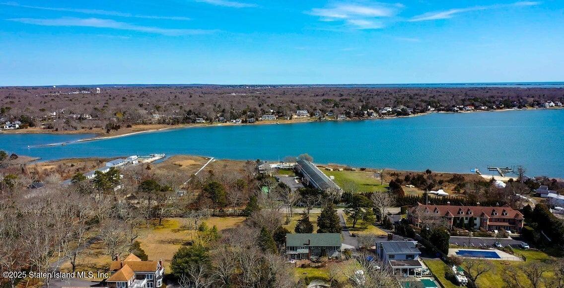61 W Tiana Road, Hampton Bays, New York image 33