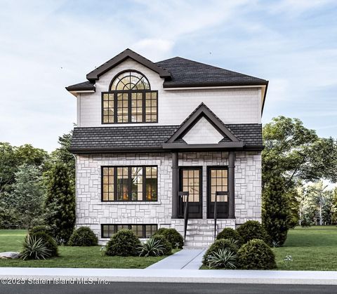 Photo of 301 Sharrot Avenue, Staten Island, NY 10309 (MLS # 2504243)