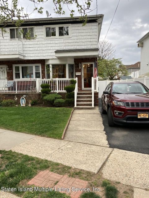 Photo of 65 South Railroad Avenue, Staten Island, NY 10305 (MLS # 1161662)