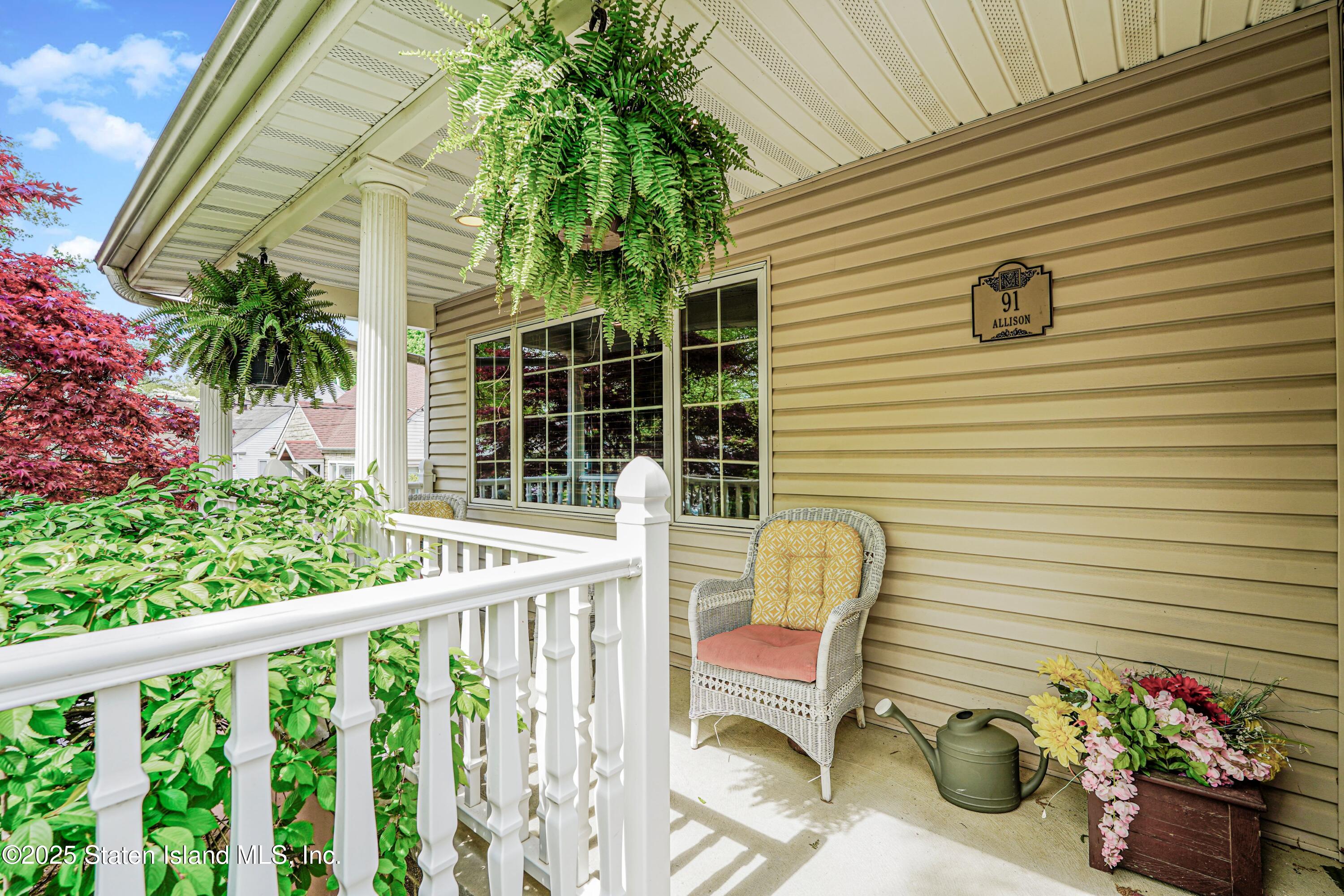 91 Allison Avenue, Staten Island, New York image 3