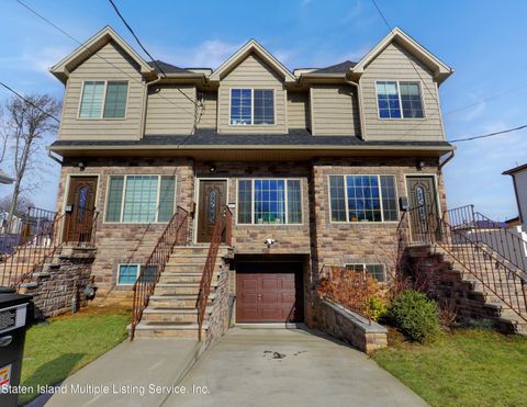 Photo of 303 Netherland Avenue, Staten Island, NY 10303 (MLS # 2400277)