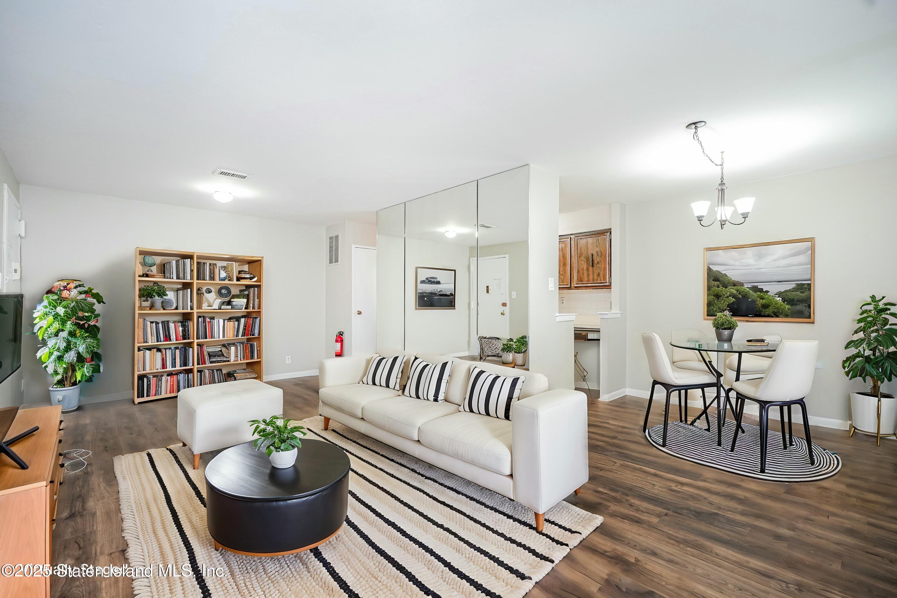 123 Cortelyou Avenue #2-4, Staten Island, New York image 4
