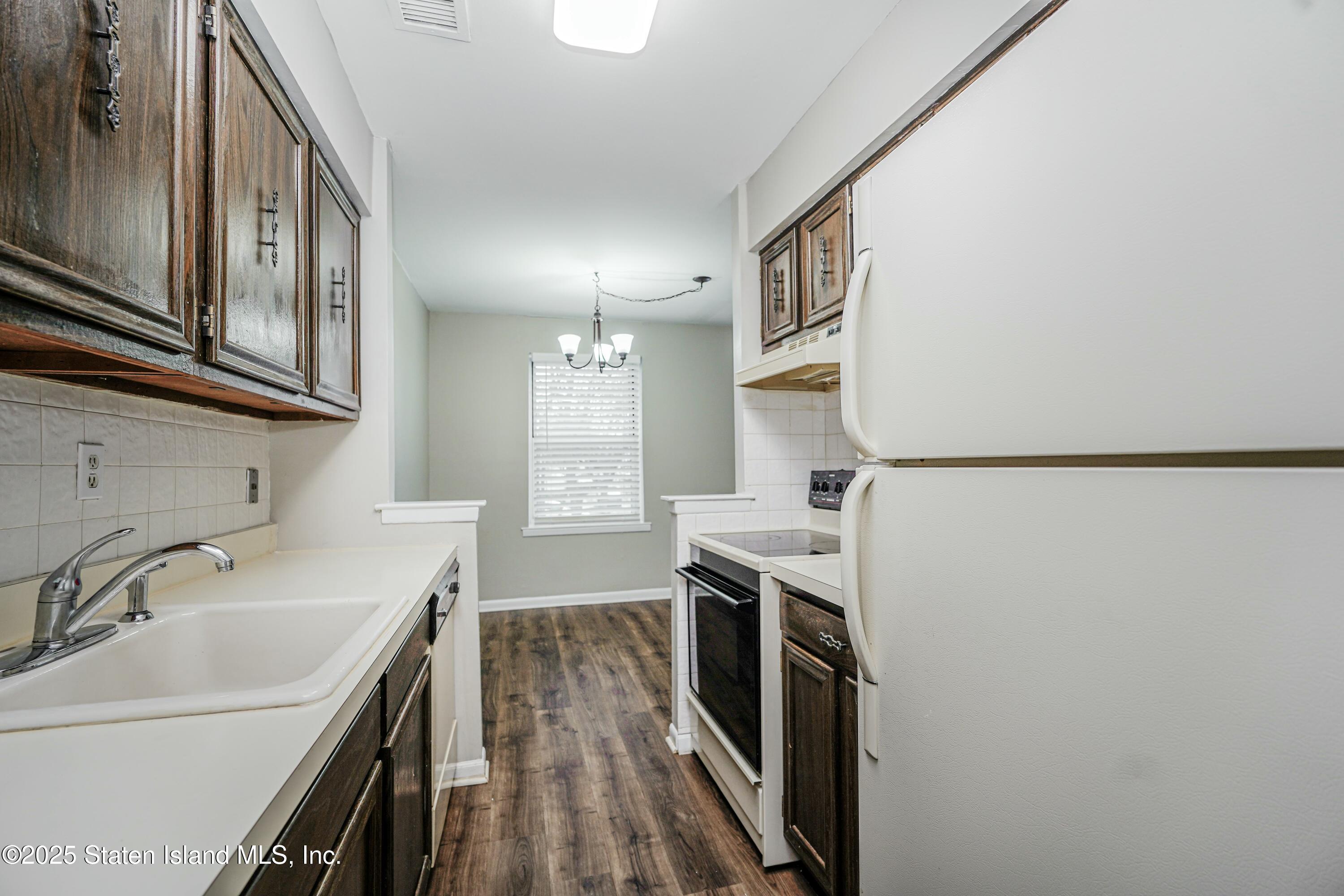 123 Cortelyou Avenue #2-4, Staten Island, New York image 7