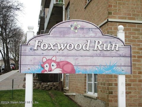 Photo of 65 Elmwood Park Drive #6, Staten Island, NY 10314 (MLS # 2405852)