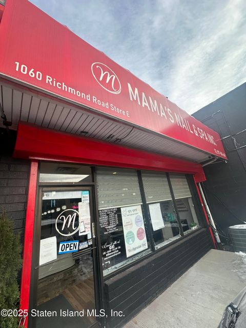 Photo of 1060 Richmond Rd Rd #E, Staten Island, NY 10304 (MLS # 2500392)