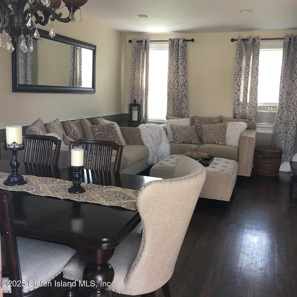 Photo of 80 Kemball Avenue, Staten Island, NY 10314 (MLS # 2602362)