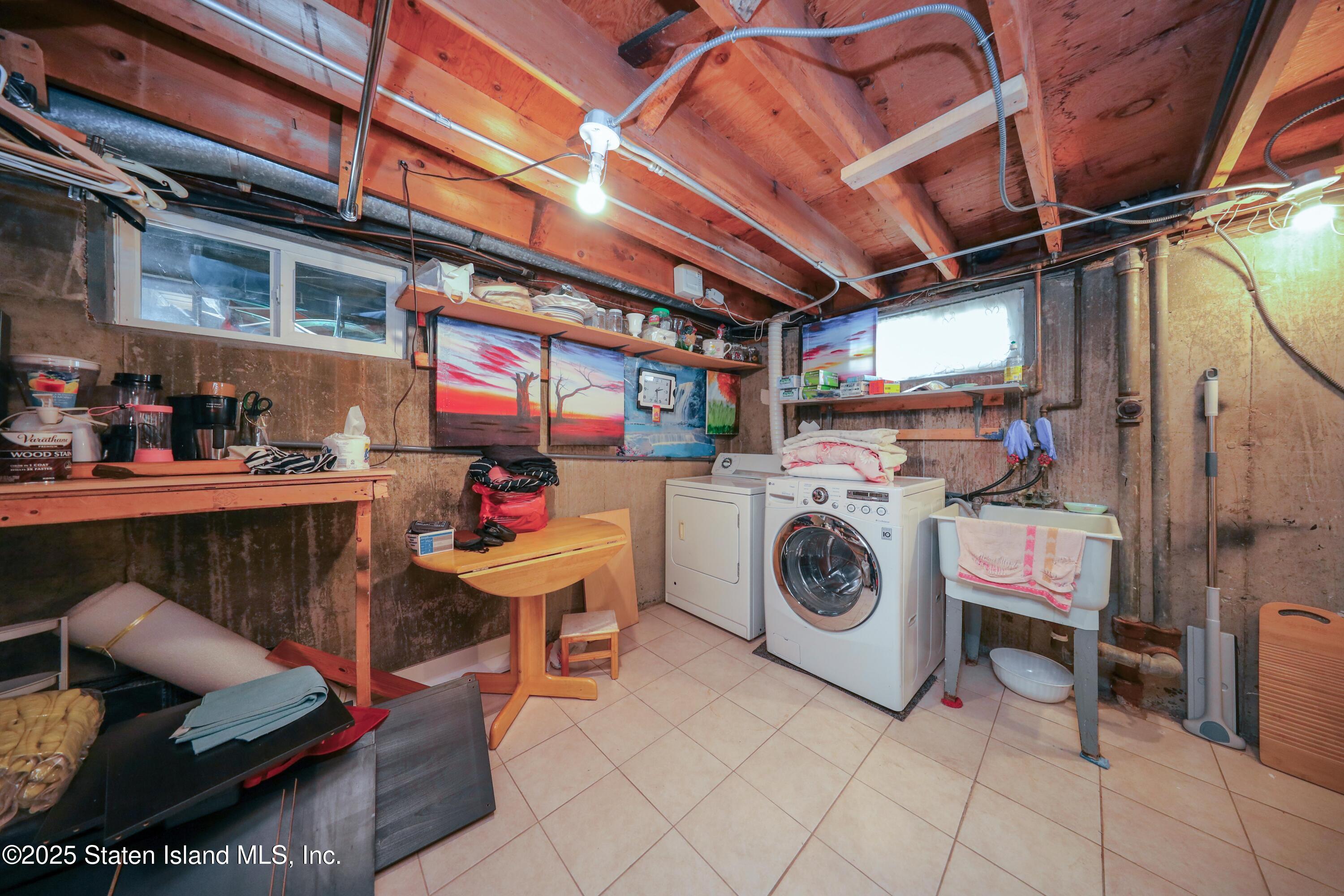50 Slater Boulevard, Staten Island, New York image 30
