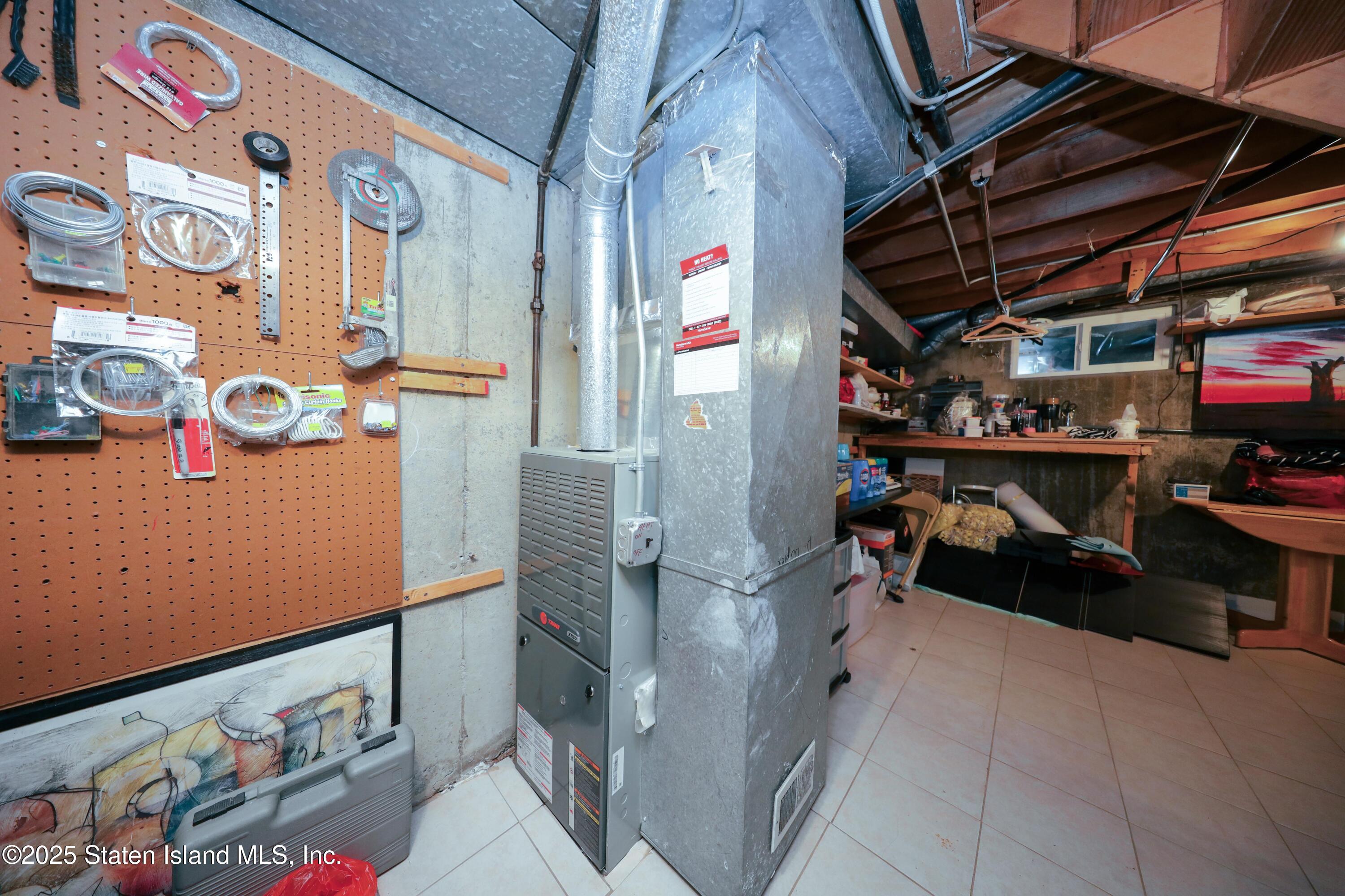 50 Slater Boulevard, Staten Island, New York image 16