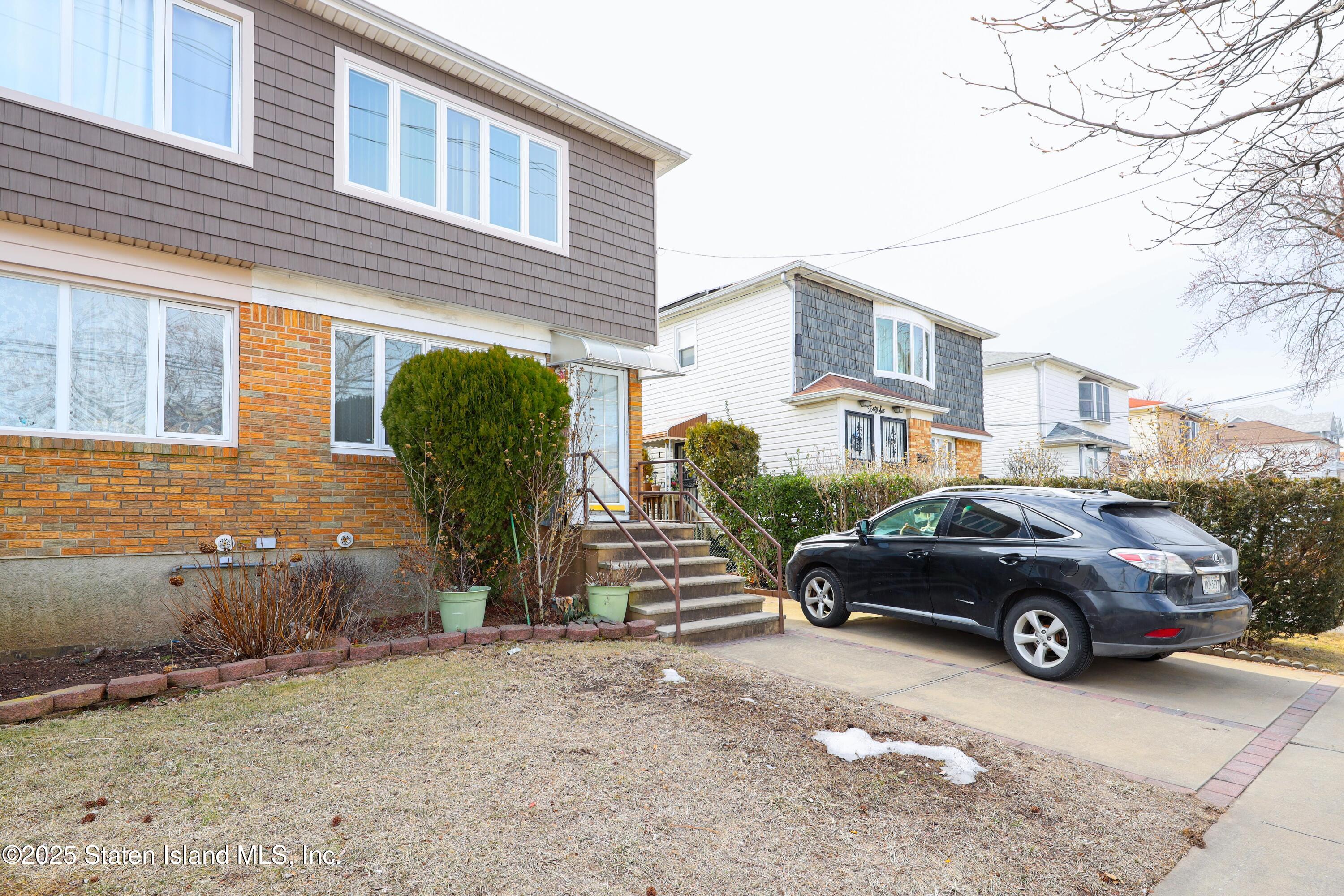 50 Slater Boulevard, Staten Island, New York image 3