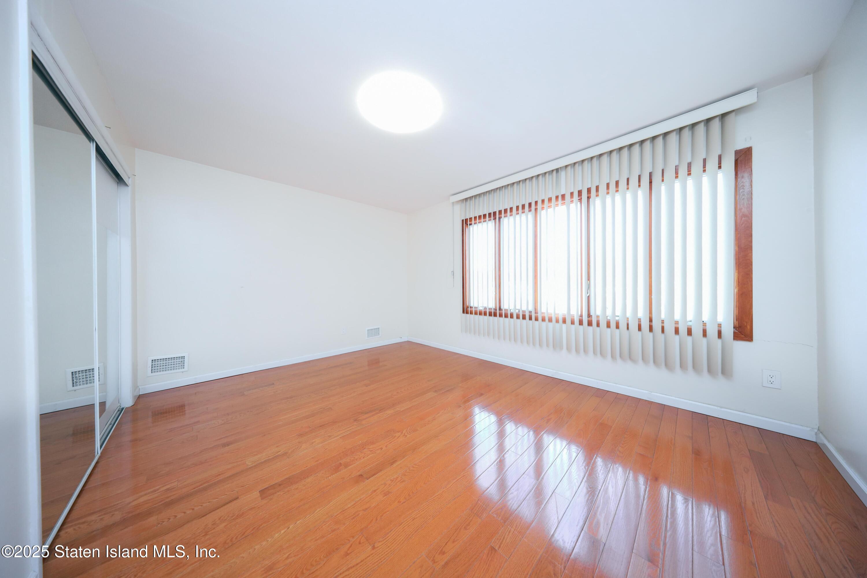 50 Slater Boulevard, Staten Island, New York image 23