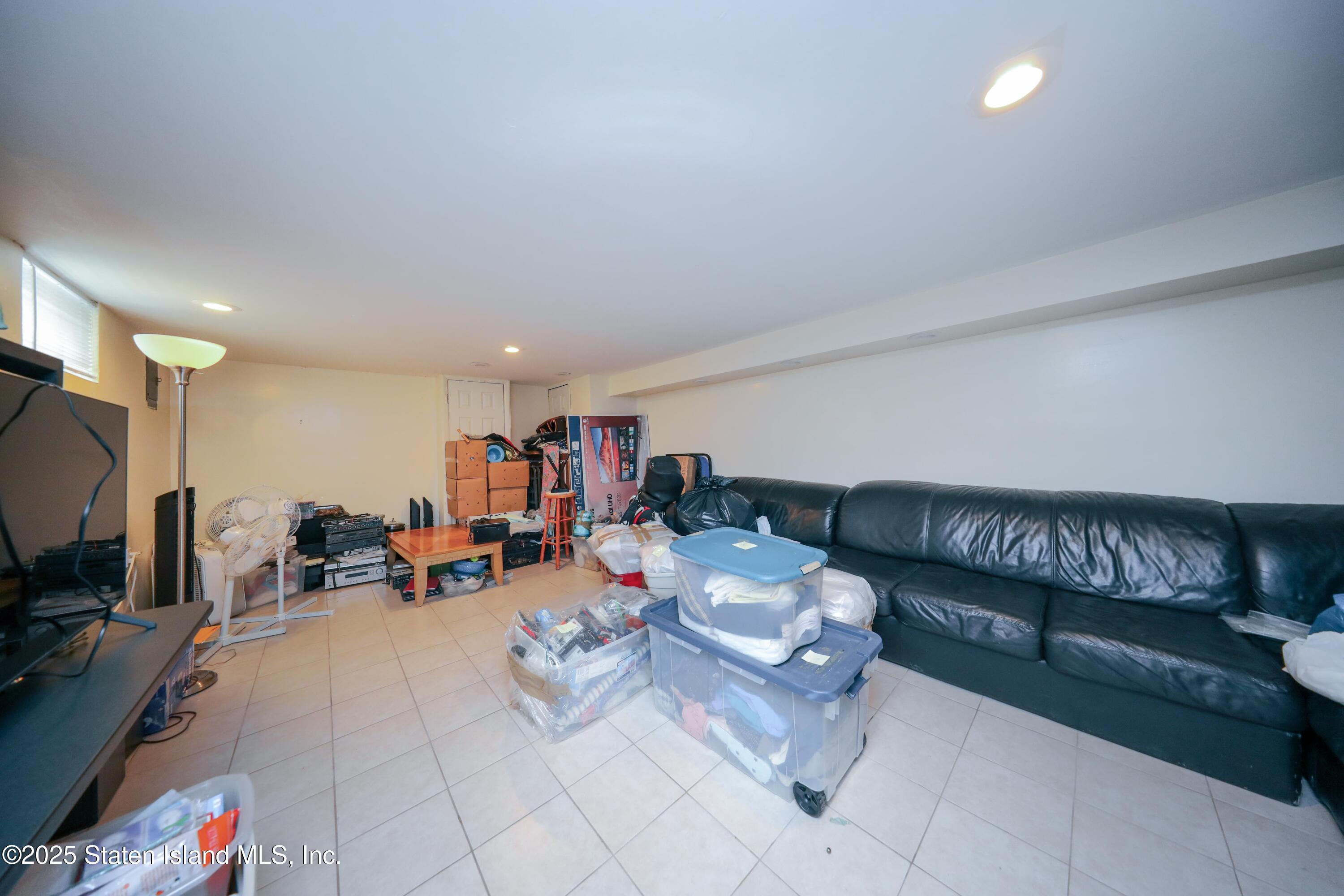 50 Slater Boulevard, Staten Island, New York image 13