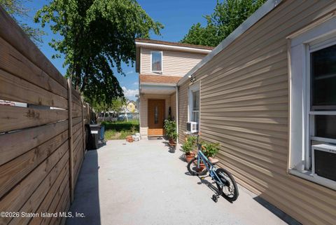 Photo of 616 Port Richmond Avenue, Staten Island, NY 10302 (MLS # 2602477)