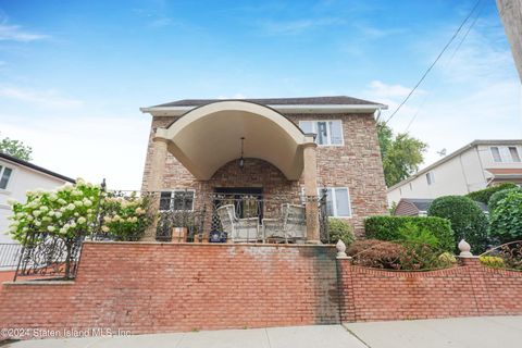 Photo of 21 New Lane, Staten Island, NY 10305 (MLS # 2404964)