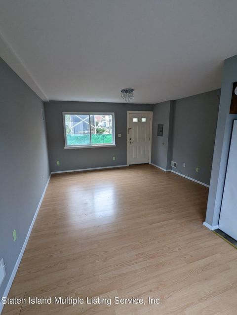Photo of 35 Langere Place #H, Staten Island, NY 10305 (MLS # 1164201)