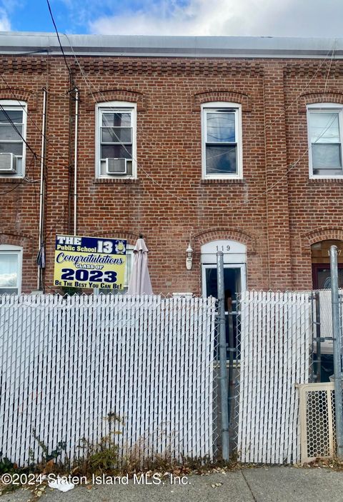 Photo of 119 Chestnut Avenue, Staten Island, NY 10305 (MLS # 2406601)