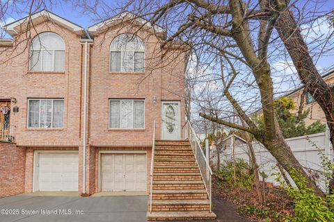 Photo of 103 Elmbank Street, Staten Island, NY 10312 (MLS # 2500607)