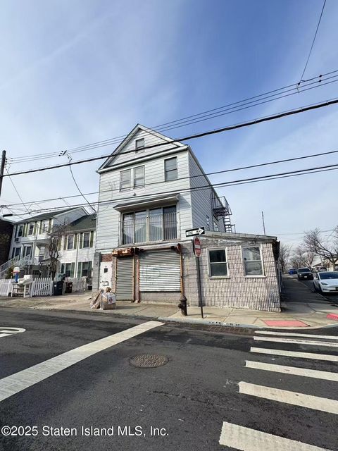 Photo of 59 St Marys Avenue, Staten Island, NY 10305 (MLS # 2500582)