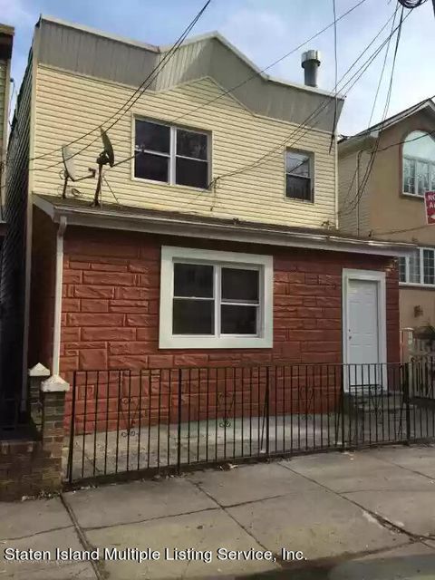 Photo of 773 Van Duzer Street, Staten Island, NY 10304 (MLS # 1156924)