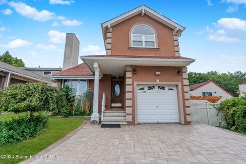 Photo of 115 Boylan Street, Staten Island, NY 10312 (MLS # 2404328)