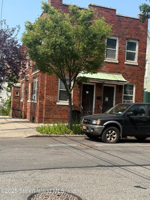 Photo of 57 Broad Street, Staten Island, NY 10304 (MLS # 2504404)