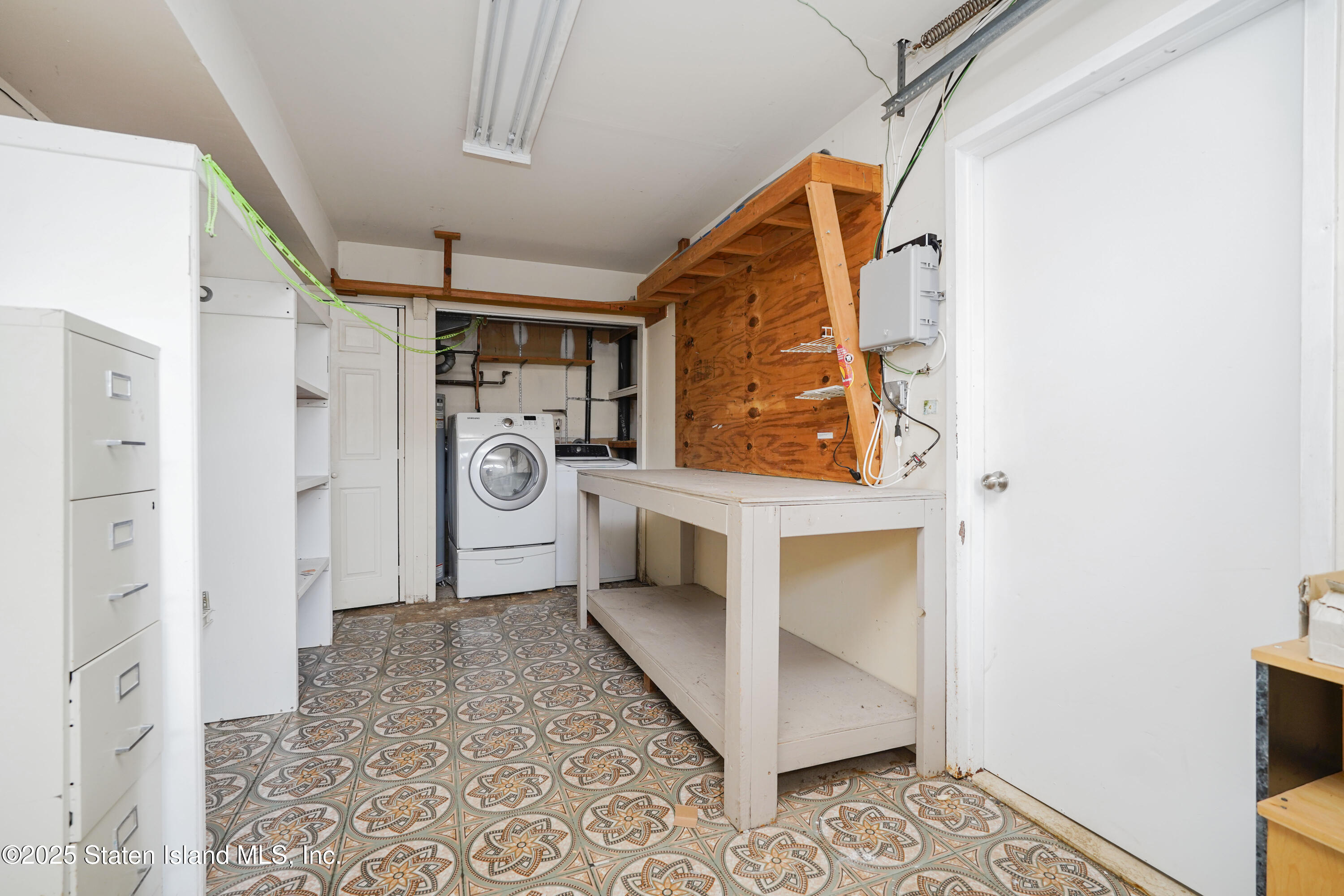 244 Hett Avenue, Staten Island, New York image 26