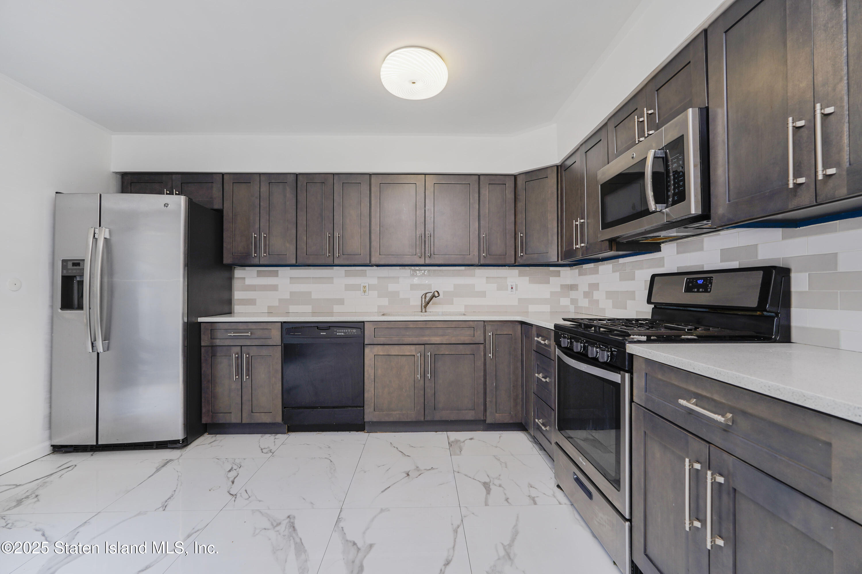 244 Hett Avenue, Staten Island, New York image 20