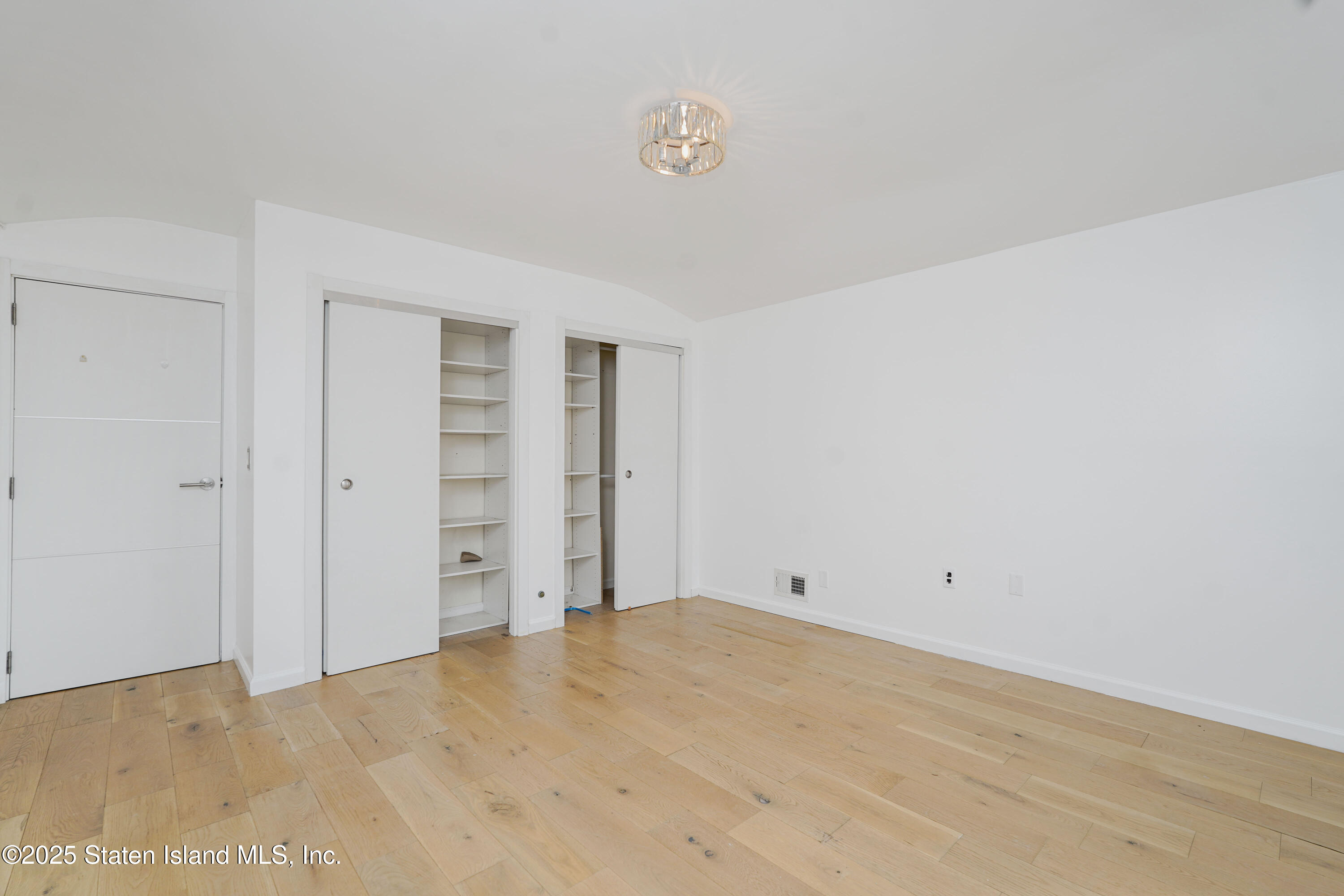244 Hett Avenue, Staten Island, New York image 12