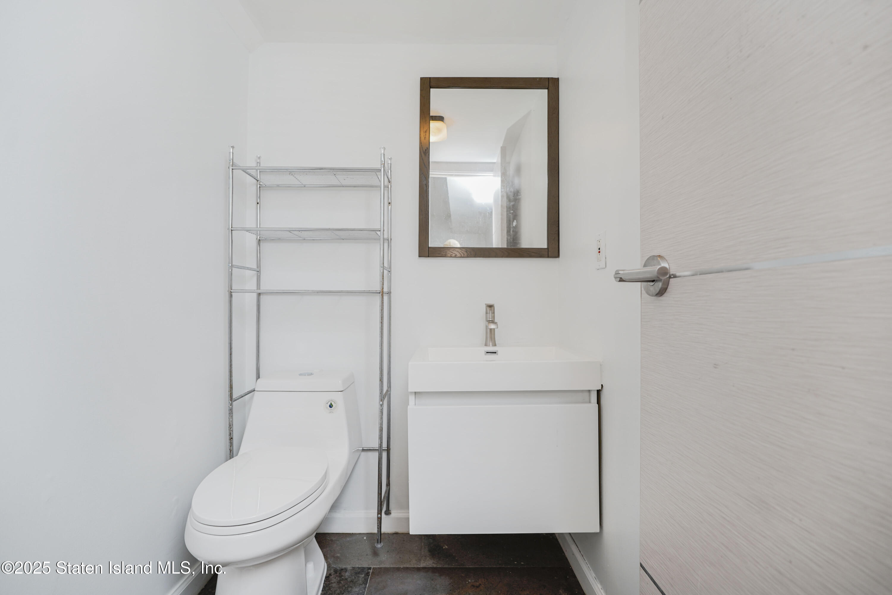 244 Hett Avenue, Staten Island, New York image 21