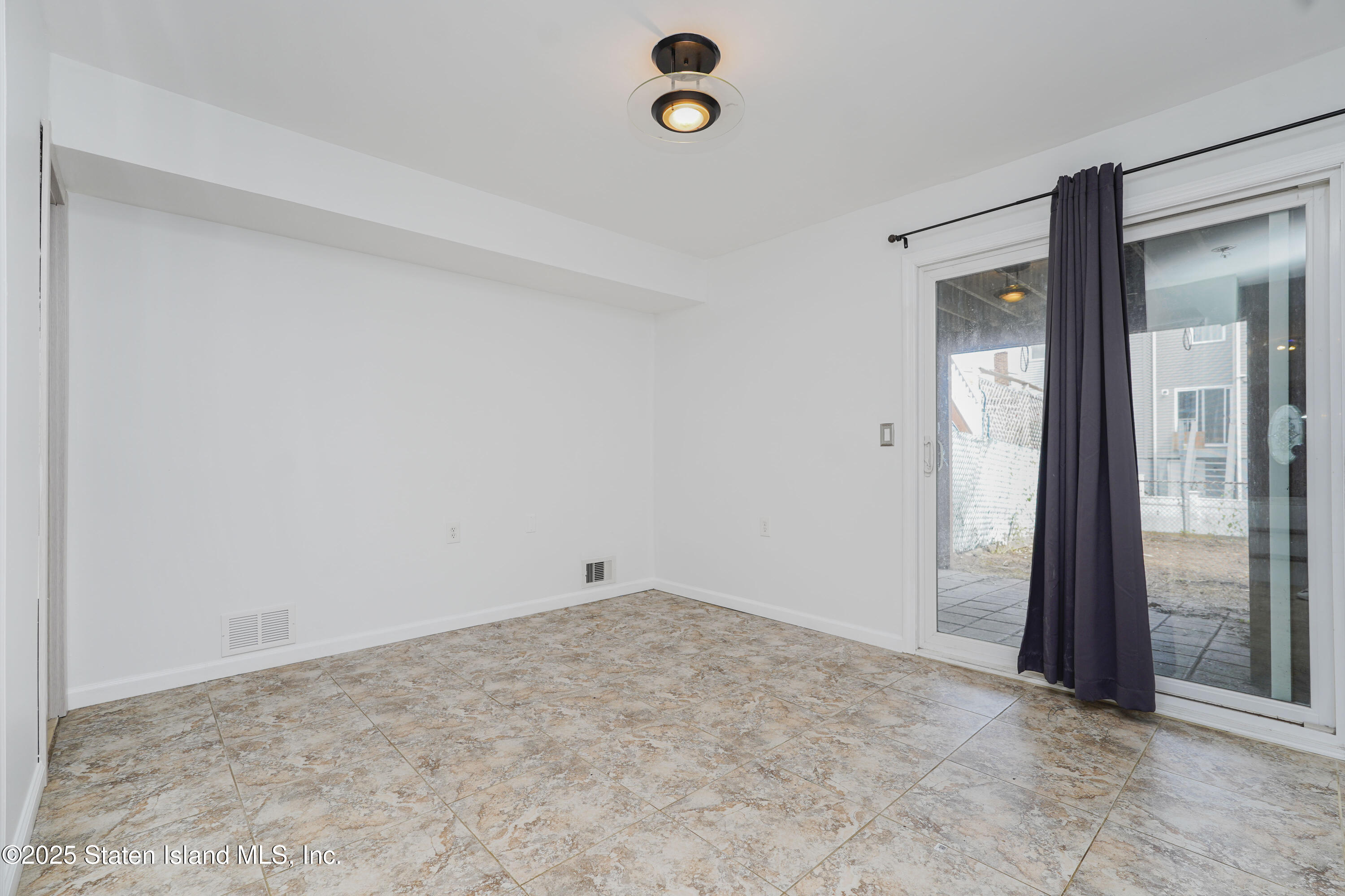 244 Hett Avenue, Staten Island, New York image 15