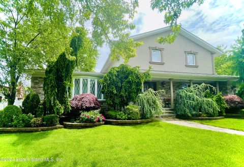 Single Family Residence in Staten Island NY 65 Kensico Street.jpg