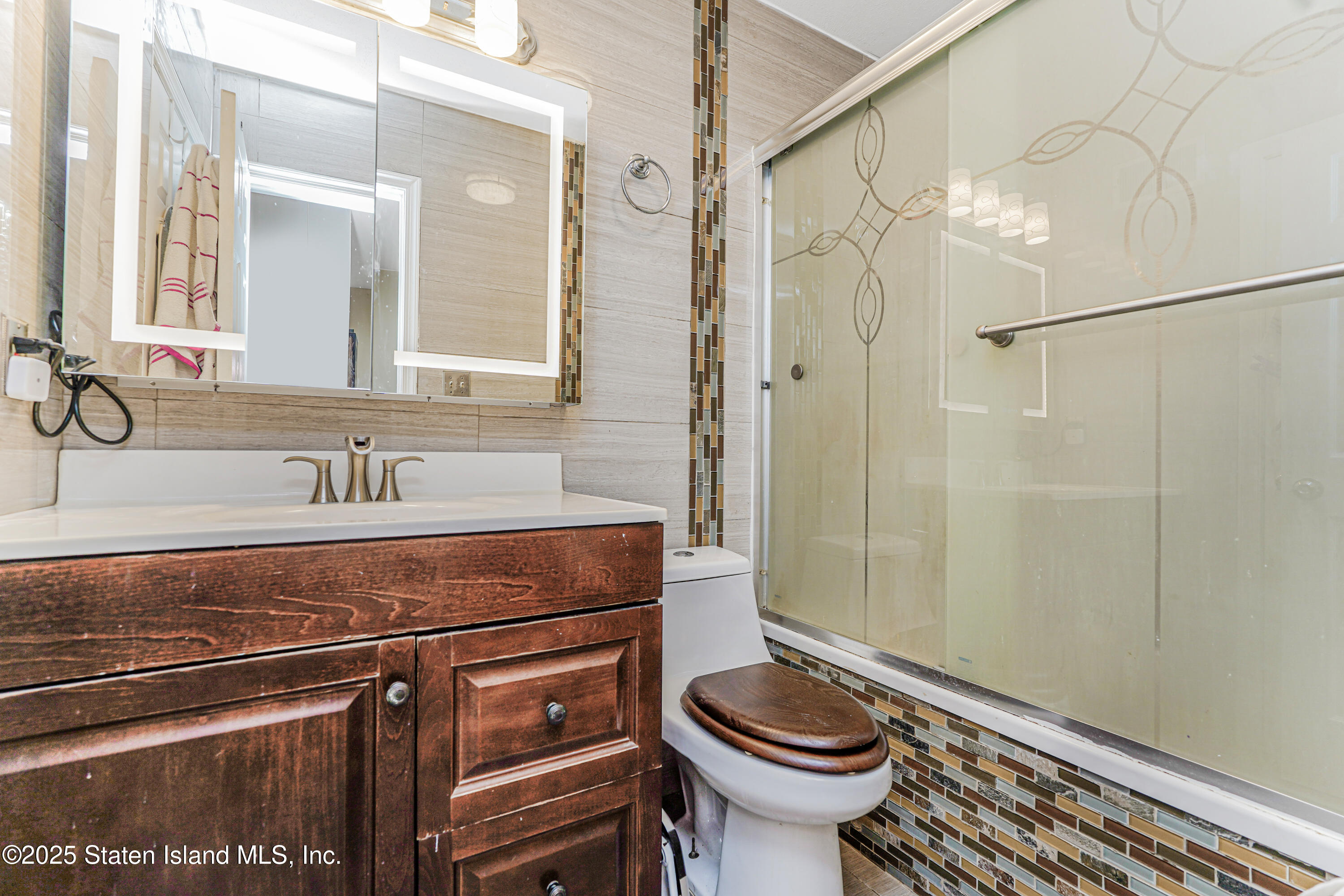 83 Jamie Lane, Staten Island, New York image 16
