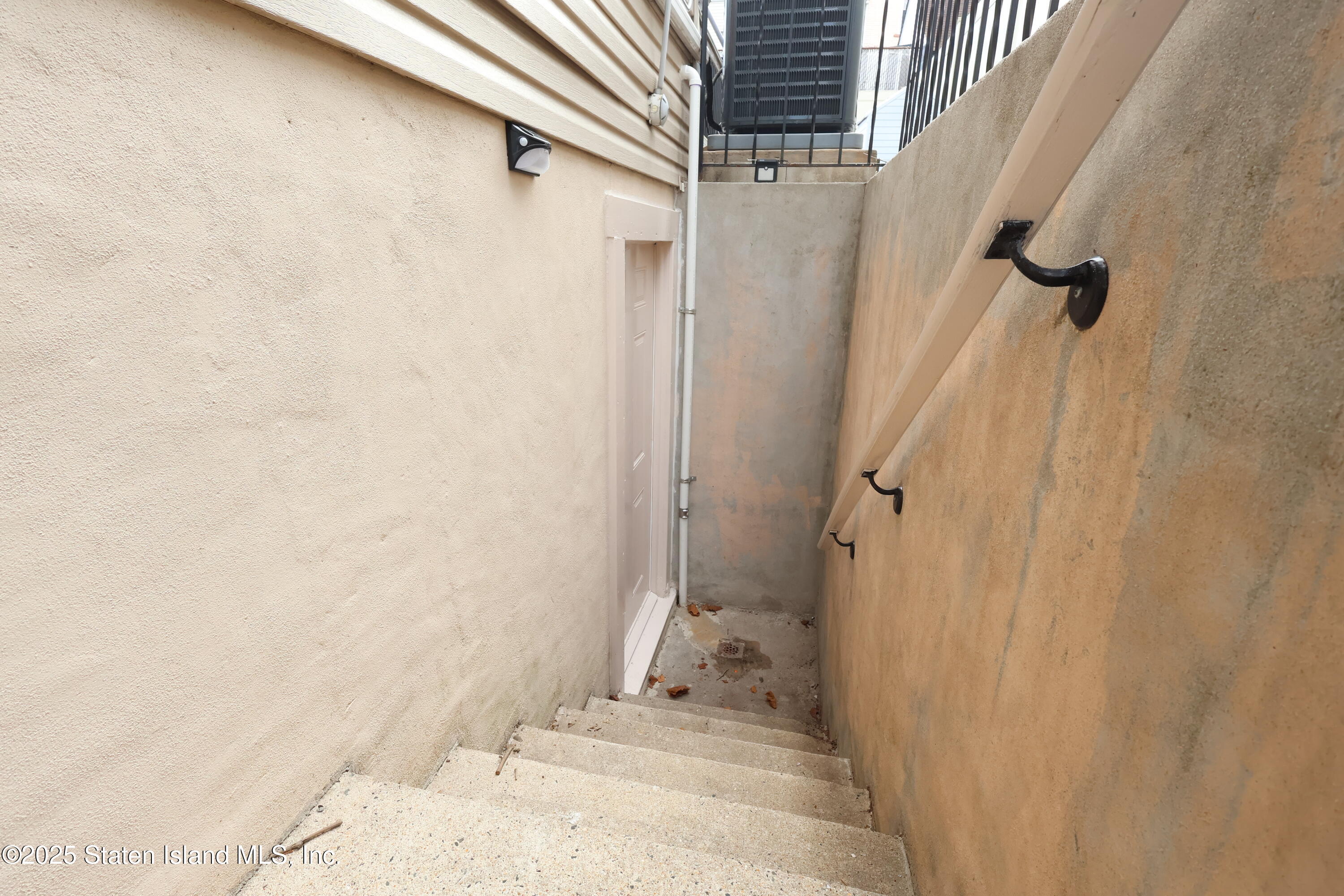 206 Virginia Avenue, Staten Island, New York image 25