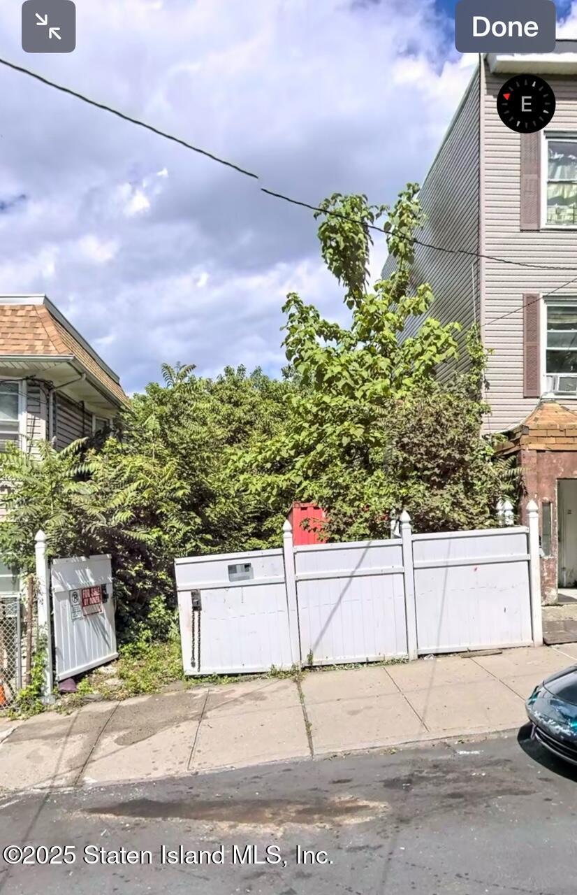 61 York Avenue, Staten Island, New York image 1