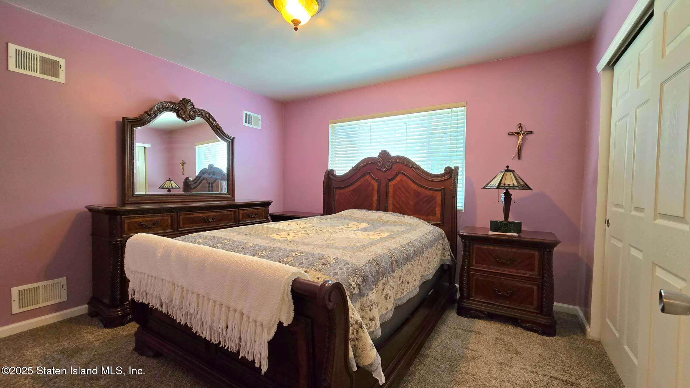 208 Osgood Avenue, Staten Island, New York image 16